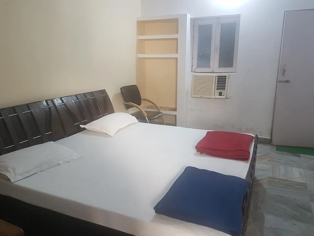Hotel Kaveri Lodge Agra